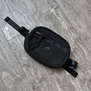 NWOT Adidas Mesh Fanny Pack